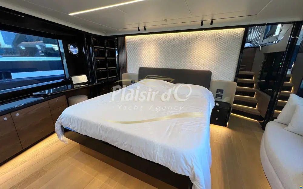 Absolute Navetta 64
