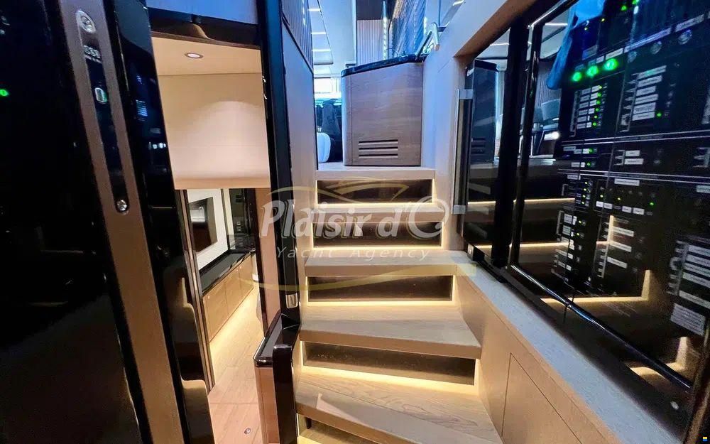 Absolute Navetta 64