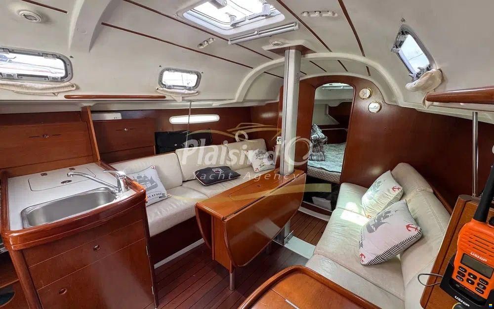 Beneteau First 31.7