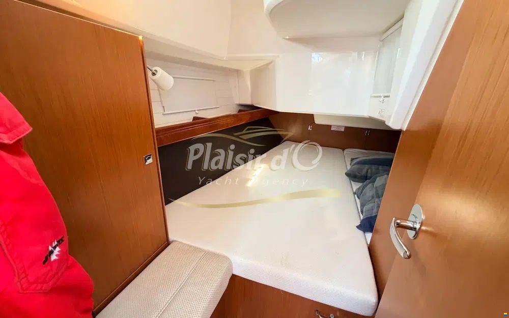 Bavaria Cruiser 37