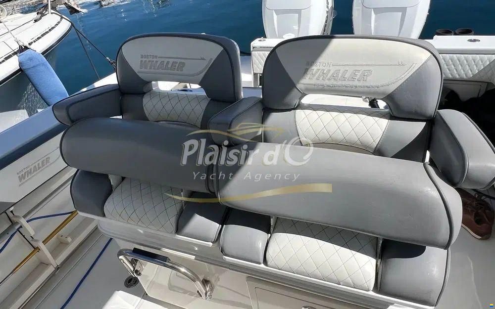 Boston Whaler 280 Outrage