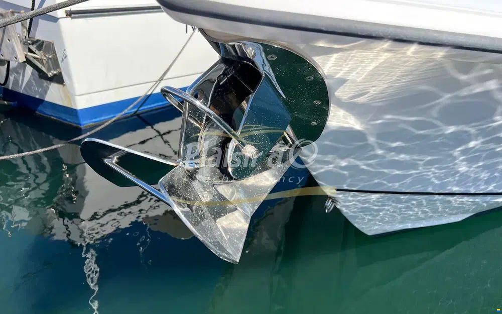 Boston Whaler 280 Outrage