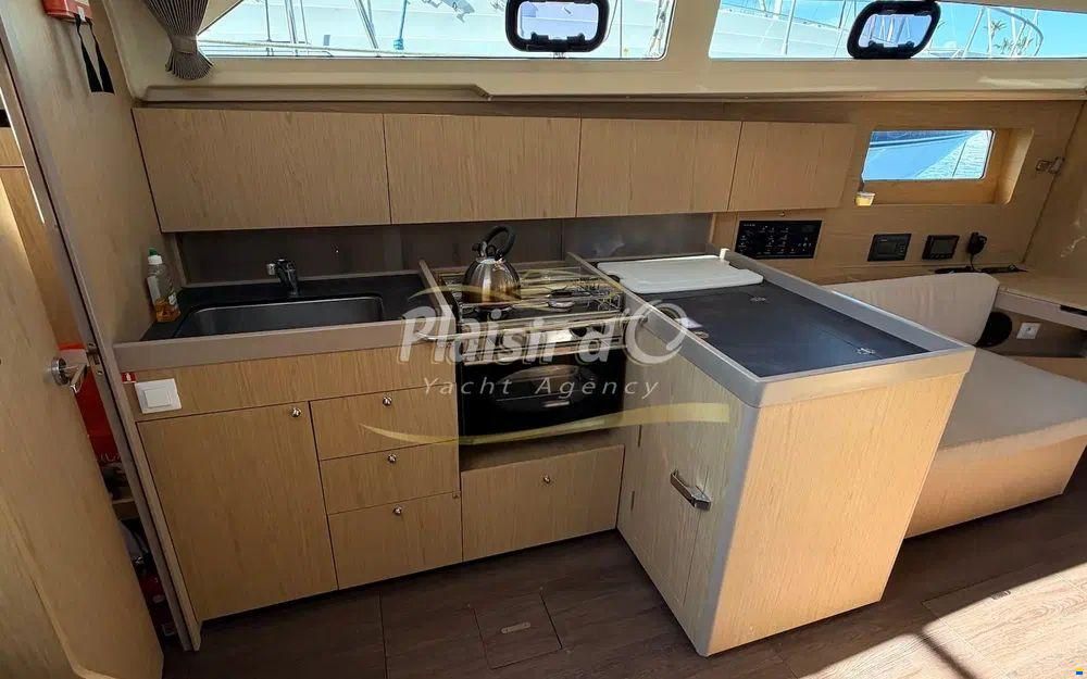 Beneteau Oceanis 411