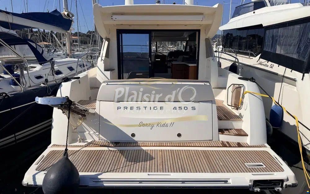Prestige 450 S