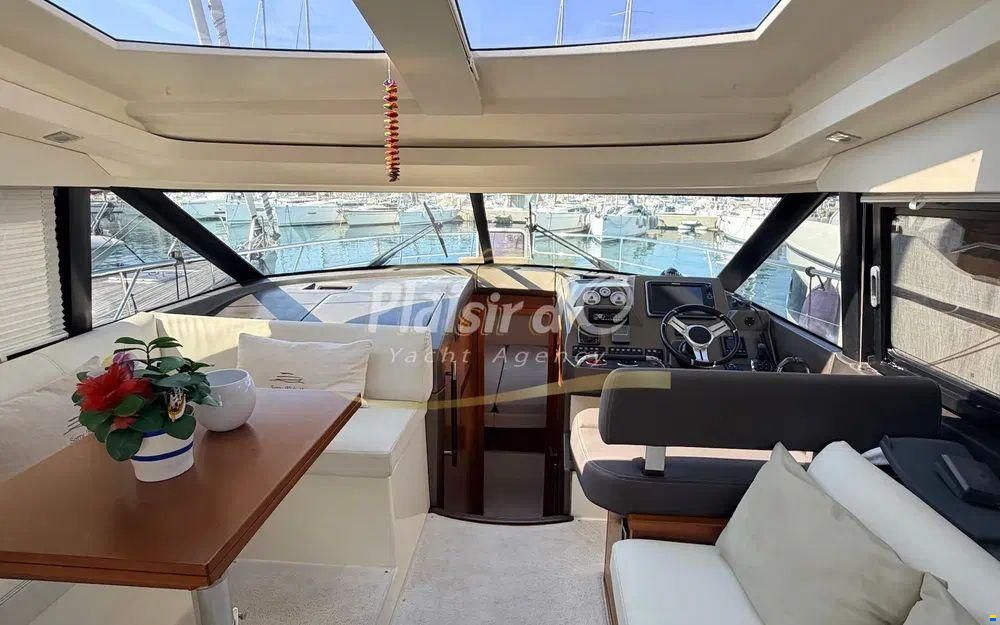 Prestige 450 S