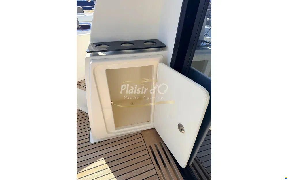 Prestige 450 S