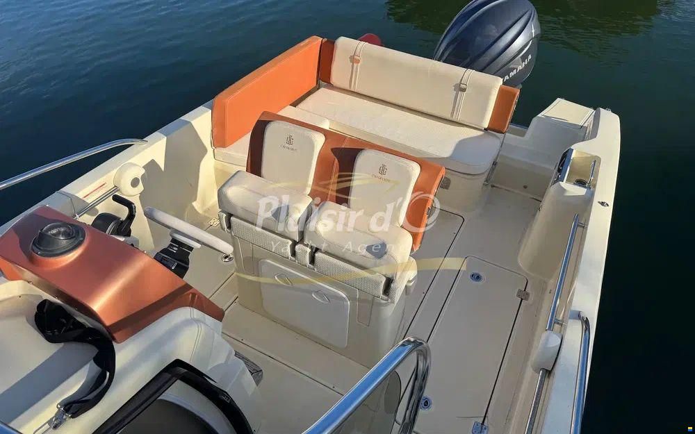 Invictus 270 CX