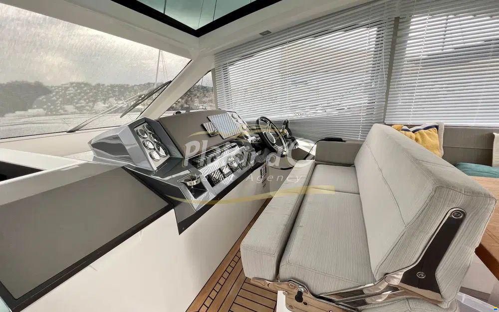 Galeon 425 Hts