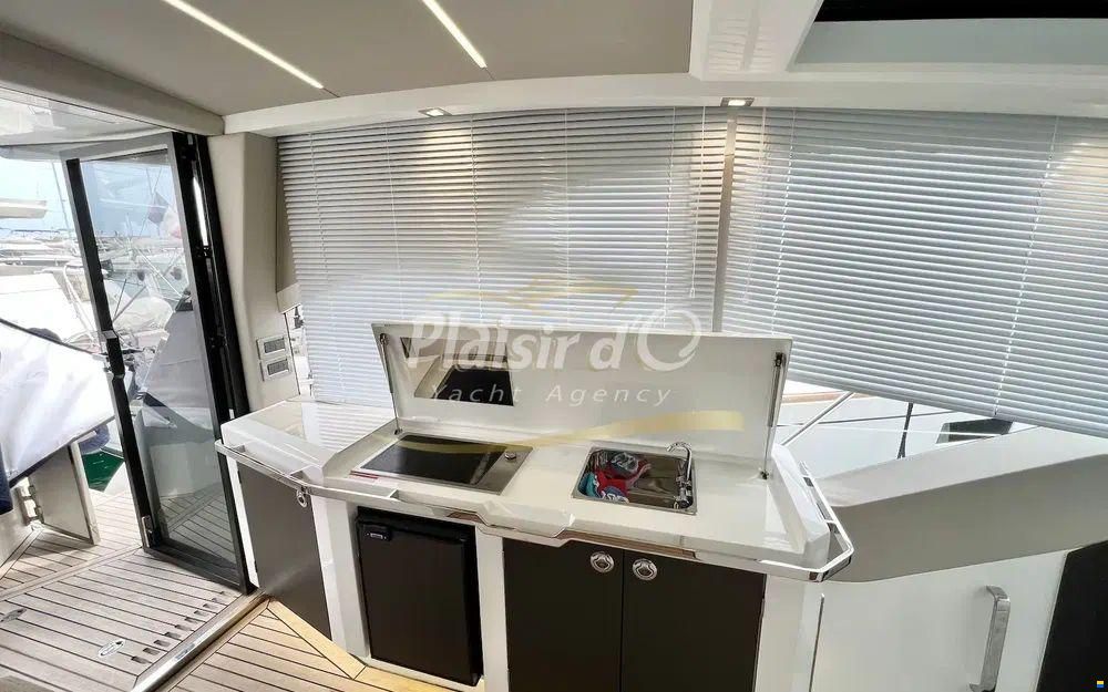 Galeon 425 Hts