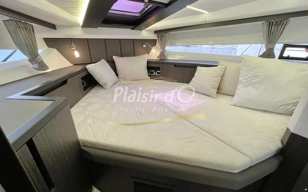 Galeon 425 Hts