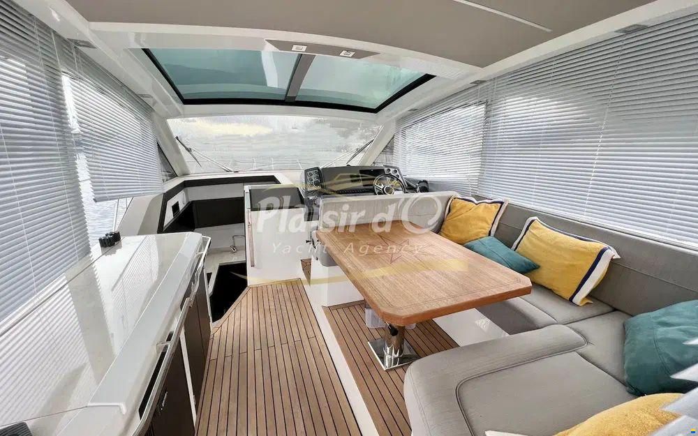 Galeon 425 Hts