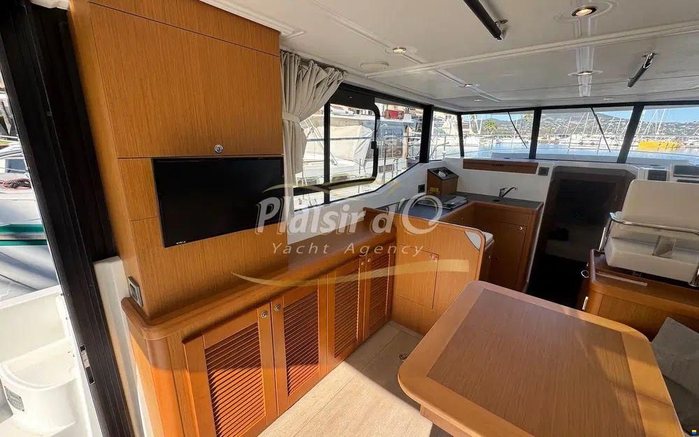 Beneteau Swift Trawler 35
