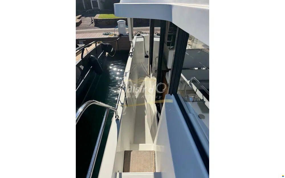 Beneteau Swift Trawler 35