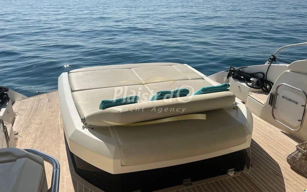 Azimut Atlantis 58