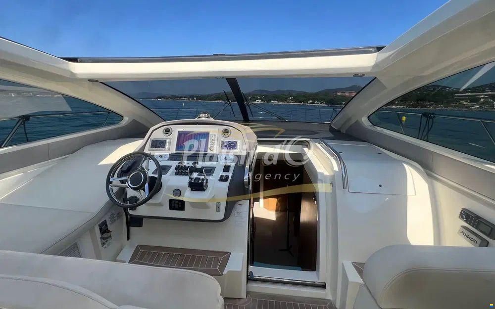 Azimut Atlantis 58