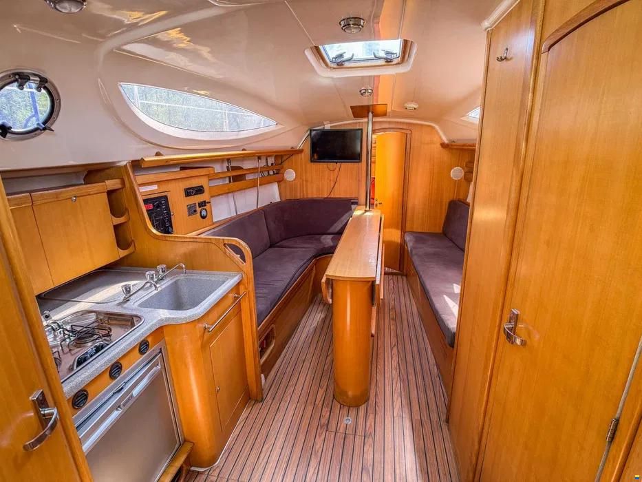 Maxus 33