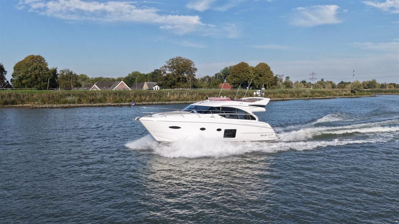 Princess 52