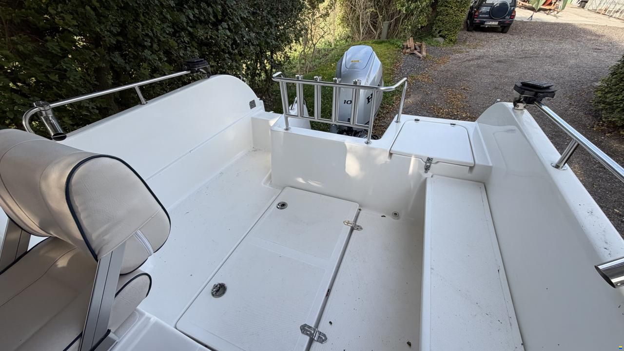 Scandica 550 pilothouse