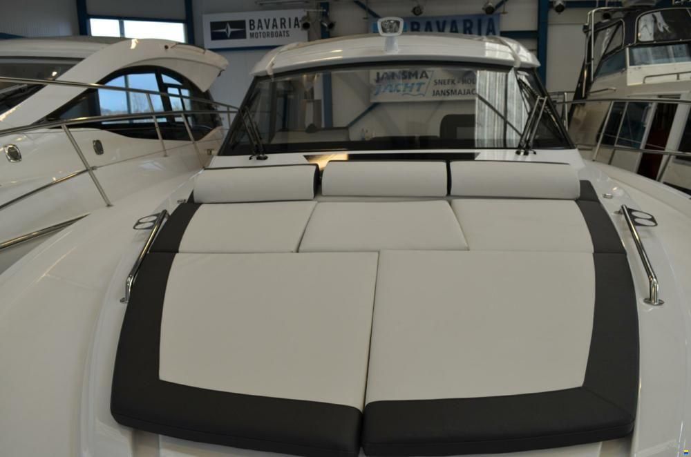 Bavaria SR38HT