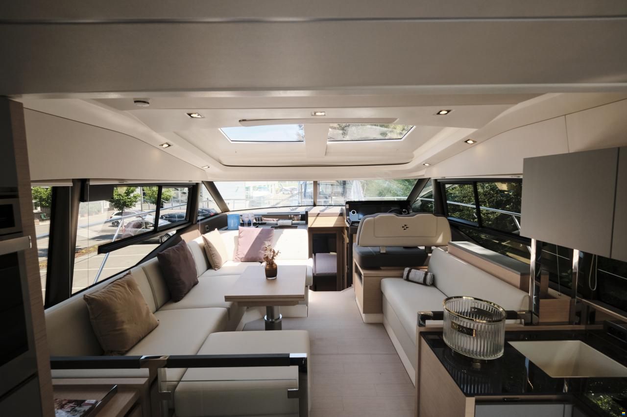 Prestige 460 S