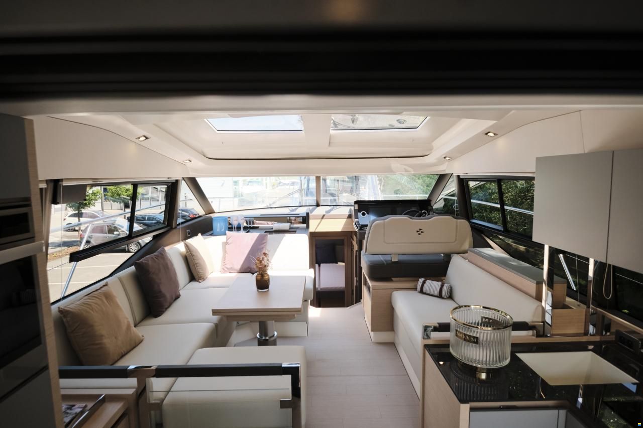 Prestige 460 S