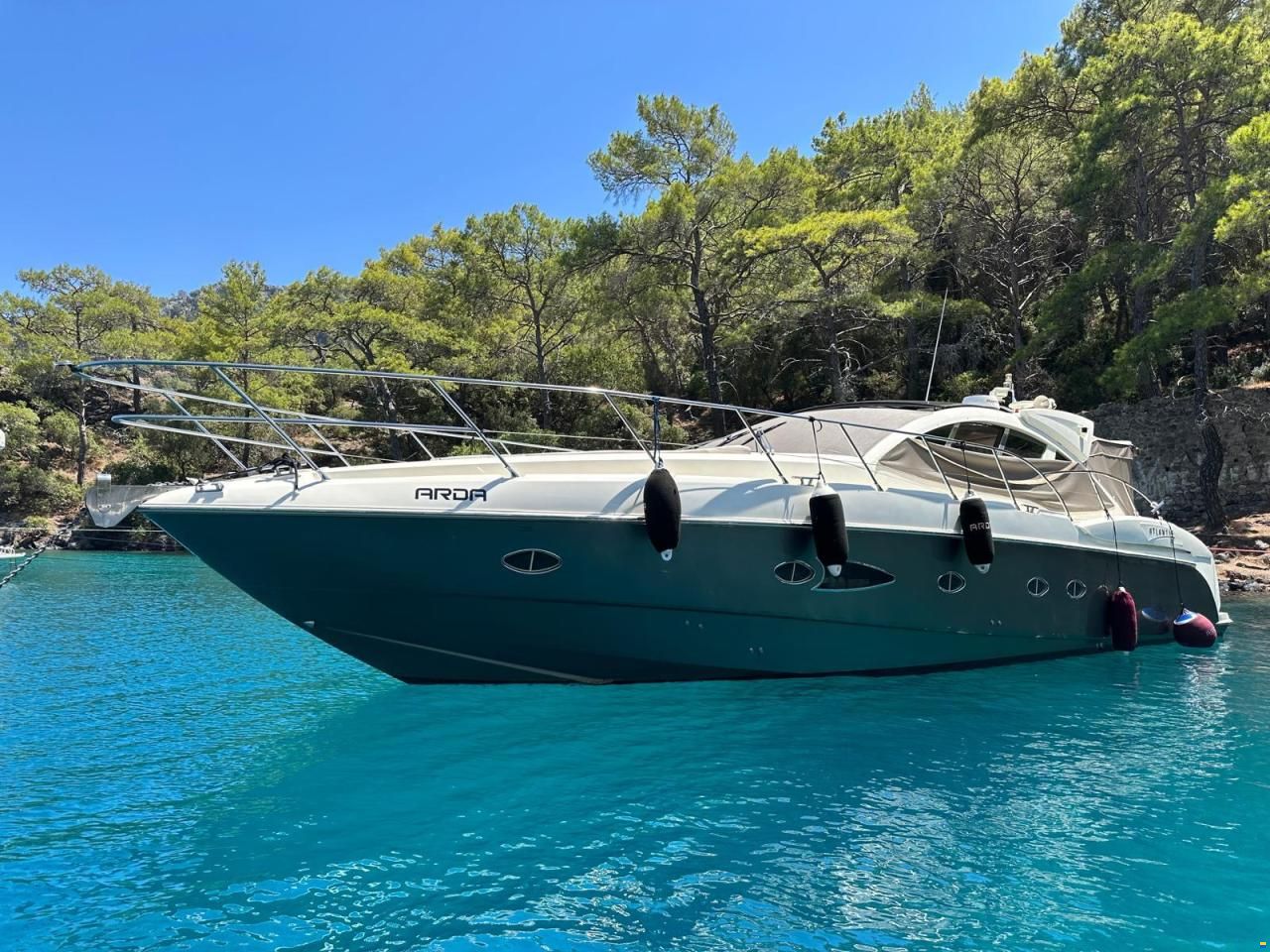 Atlantis 50
