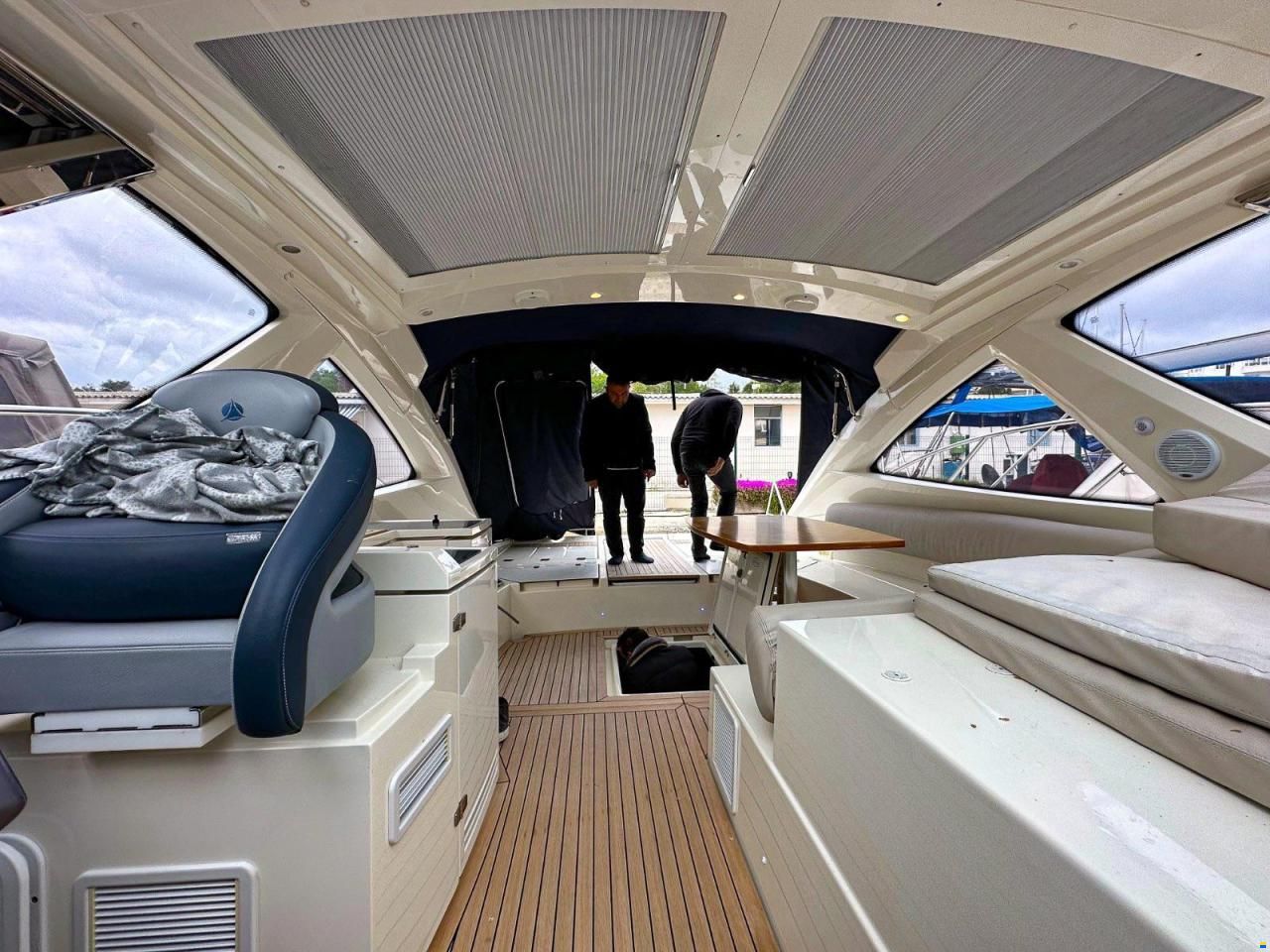 Atlantis 50