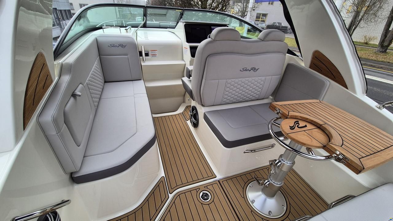 Sea Ray Sundancer 265 Europe
