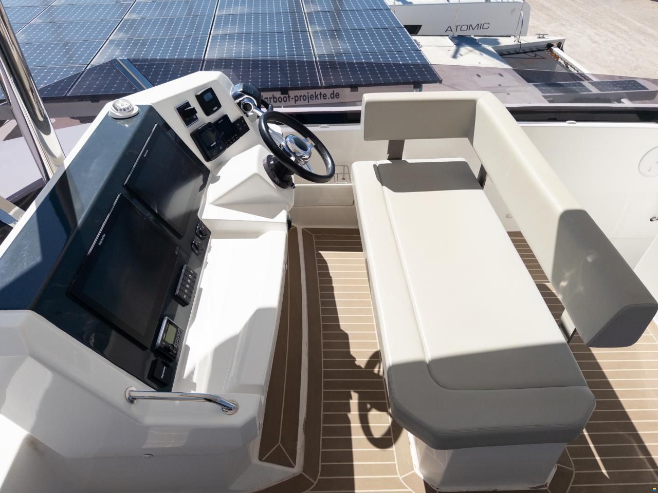 Leopard 46 Powercat