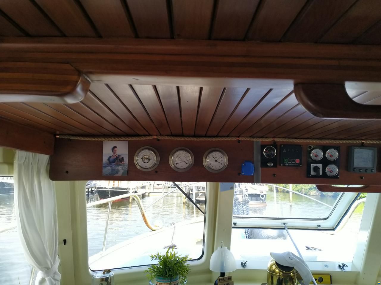 Eurobanker Trawler