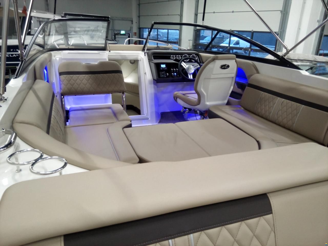 Sea Ray Sun Sport 250