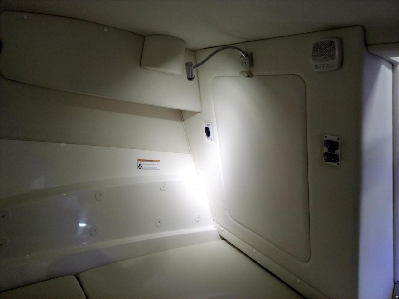 Sea Ray Sun Sport 250