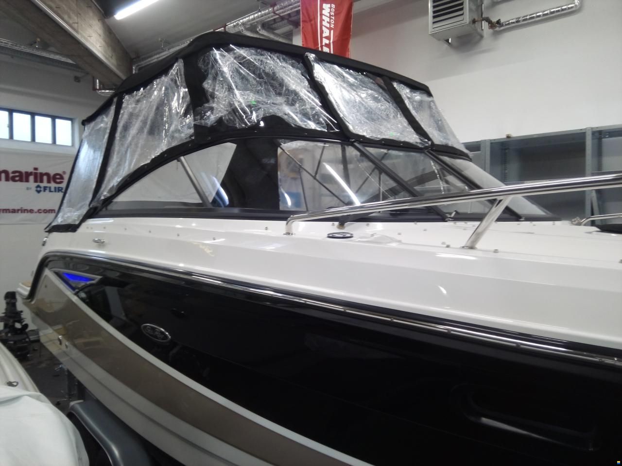Sea Ray Sun Sport 250