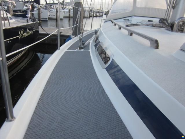 C-Yacht Compromis C888