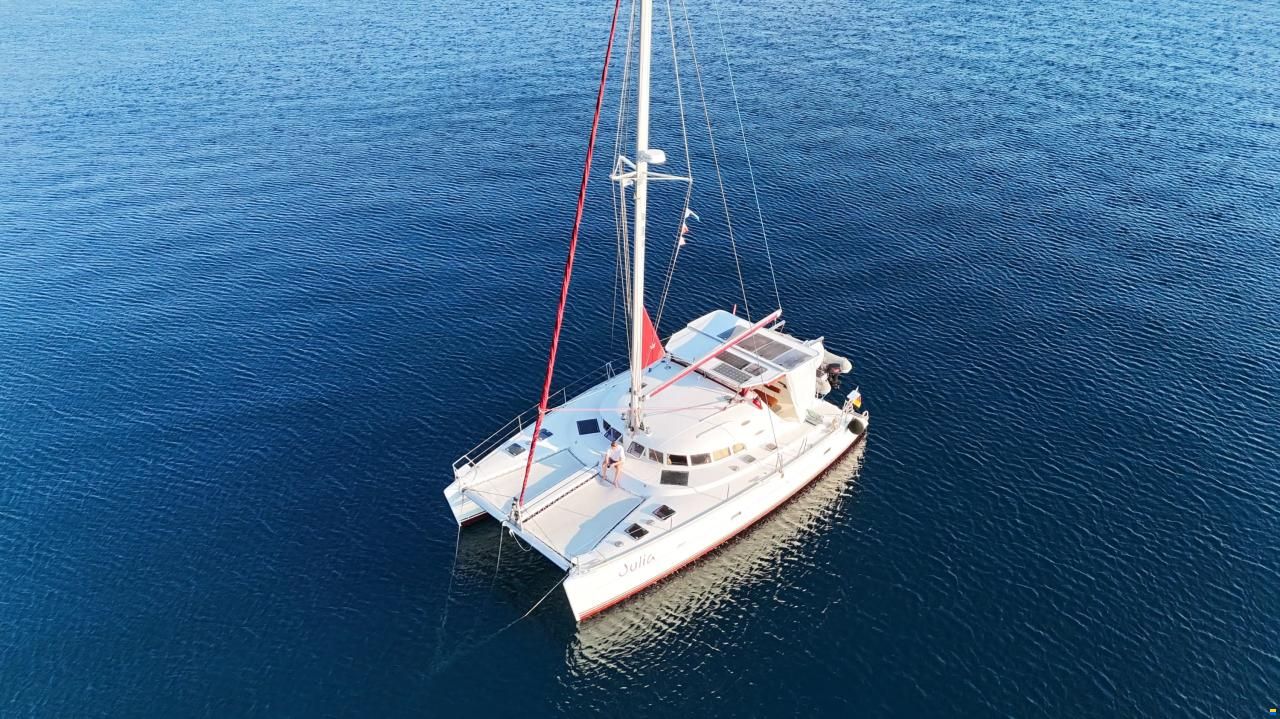 Lagoon 410