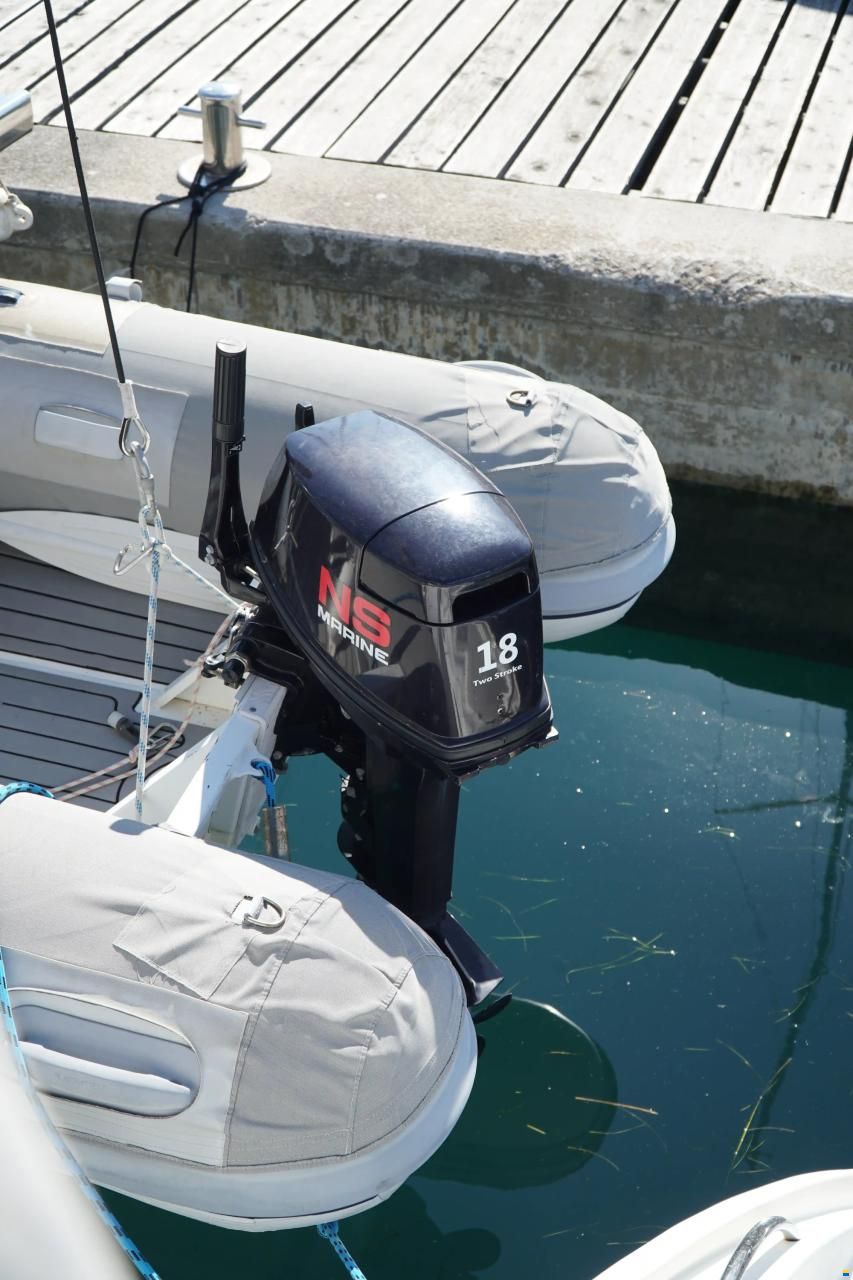 Lagoon 410