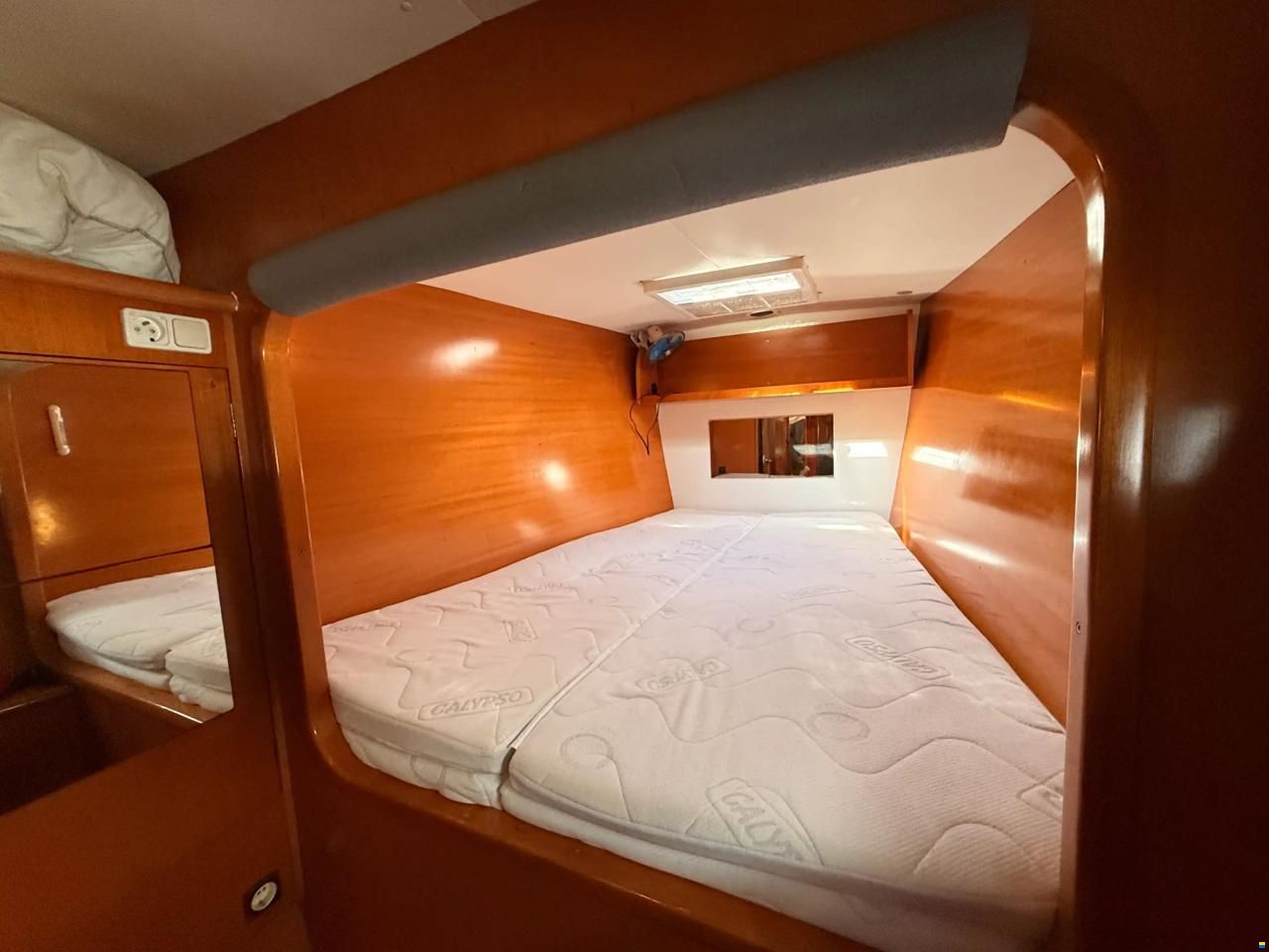Lagoon 410