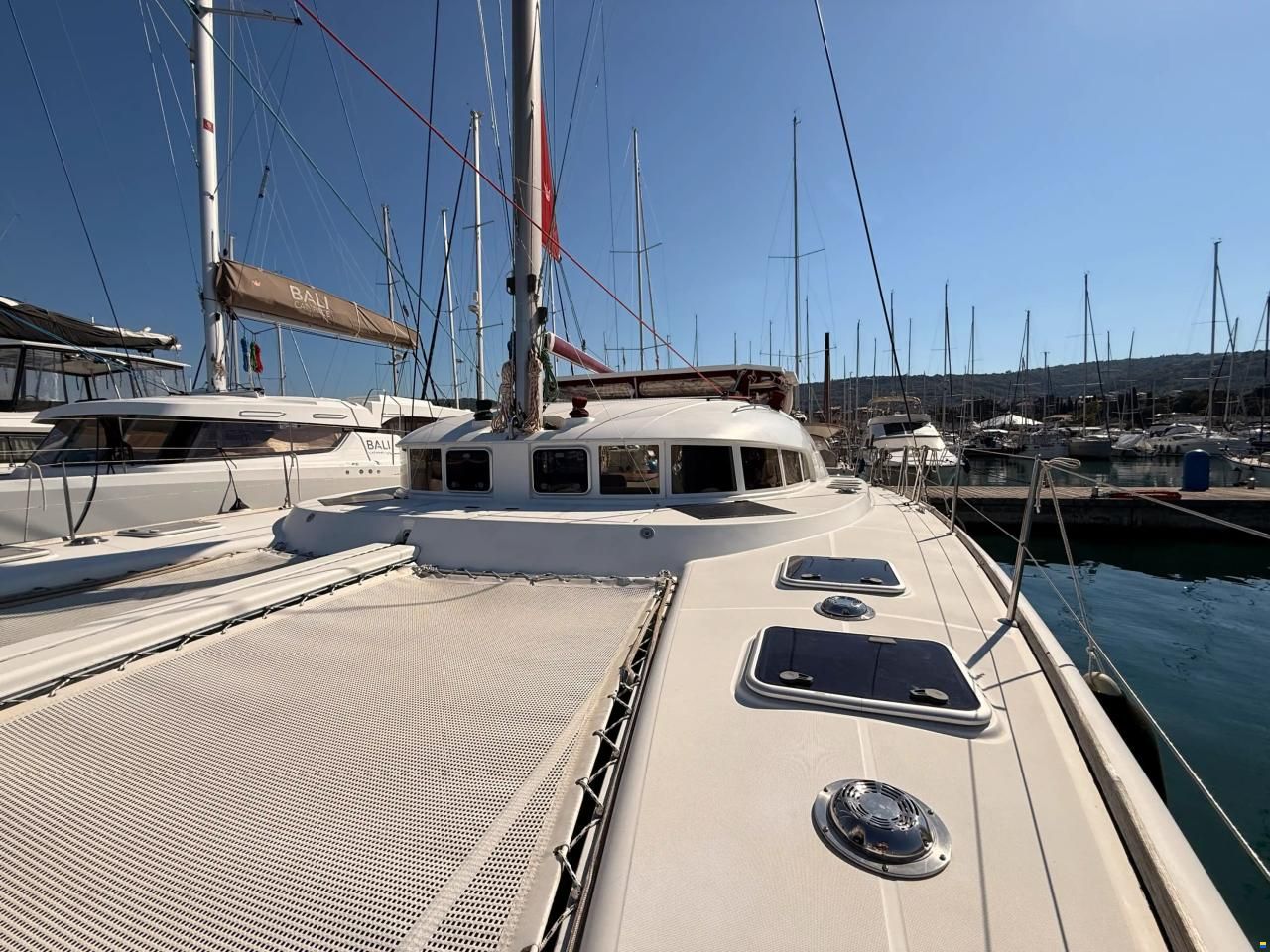 Lagoon 410