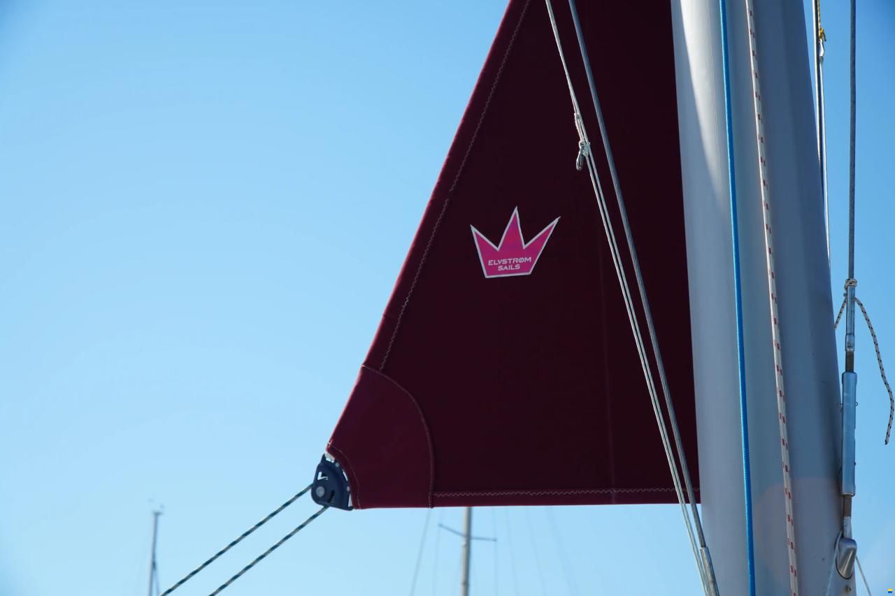 Lagoon 410