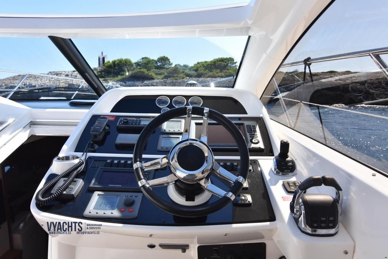 Sunseeker Portofino 48