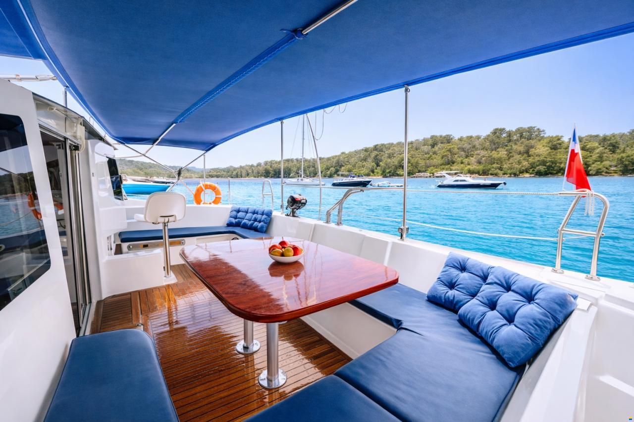 Fountaine Pajot Athena 38