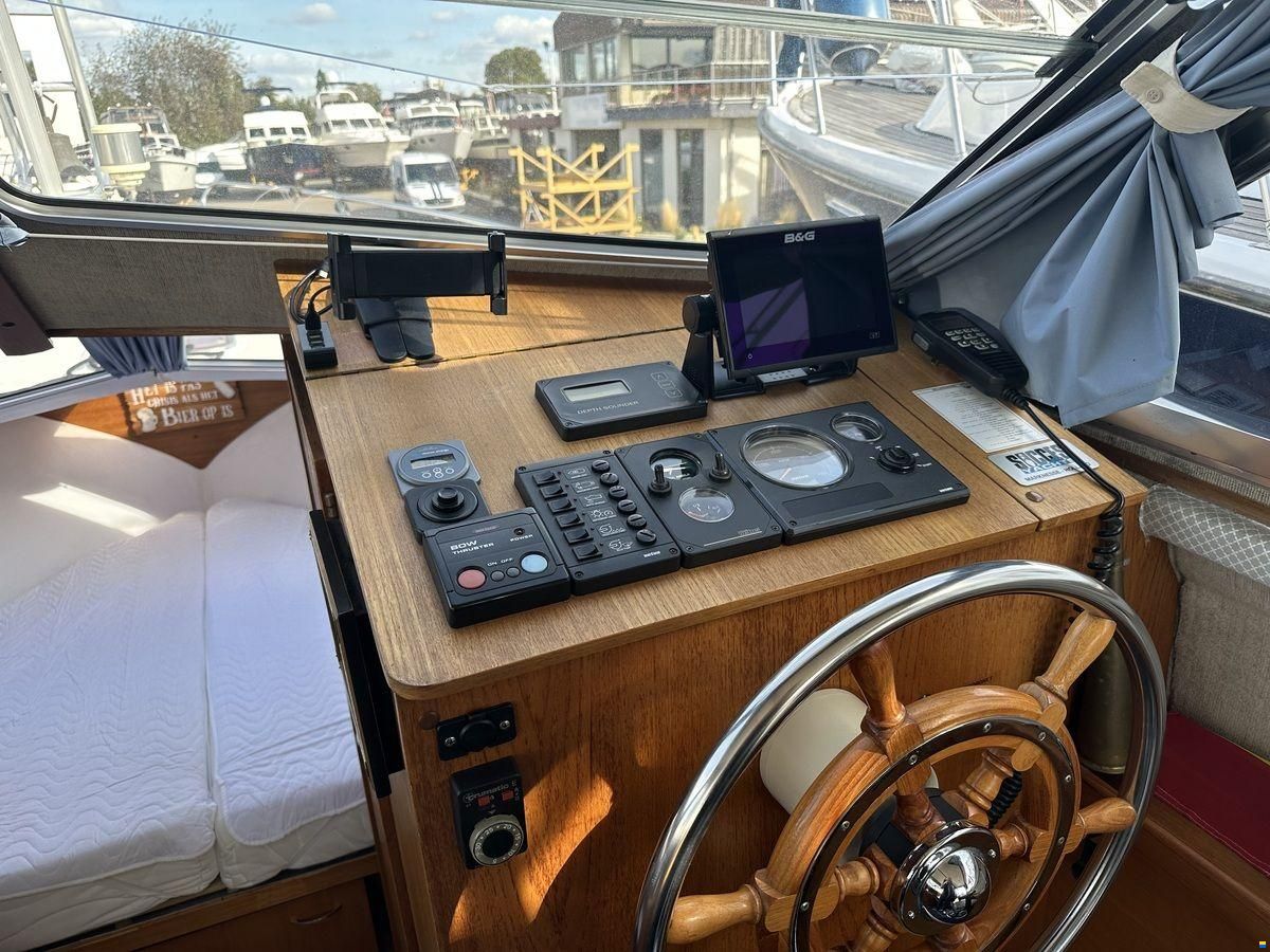 Marco Yachts 860 SA