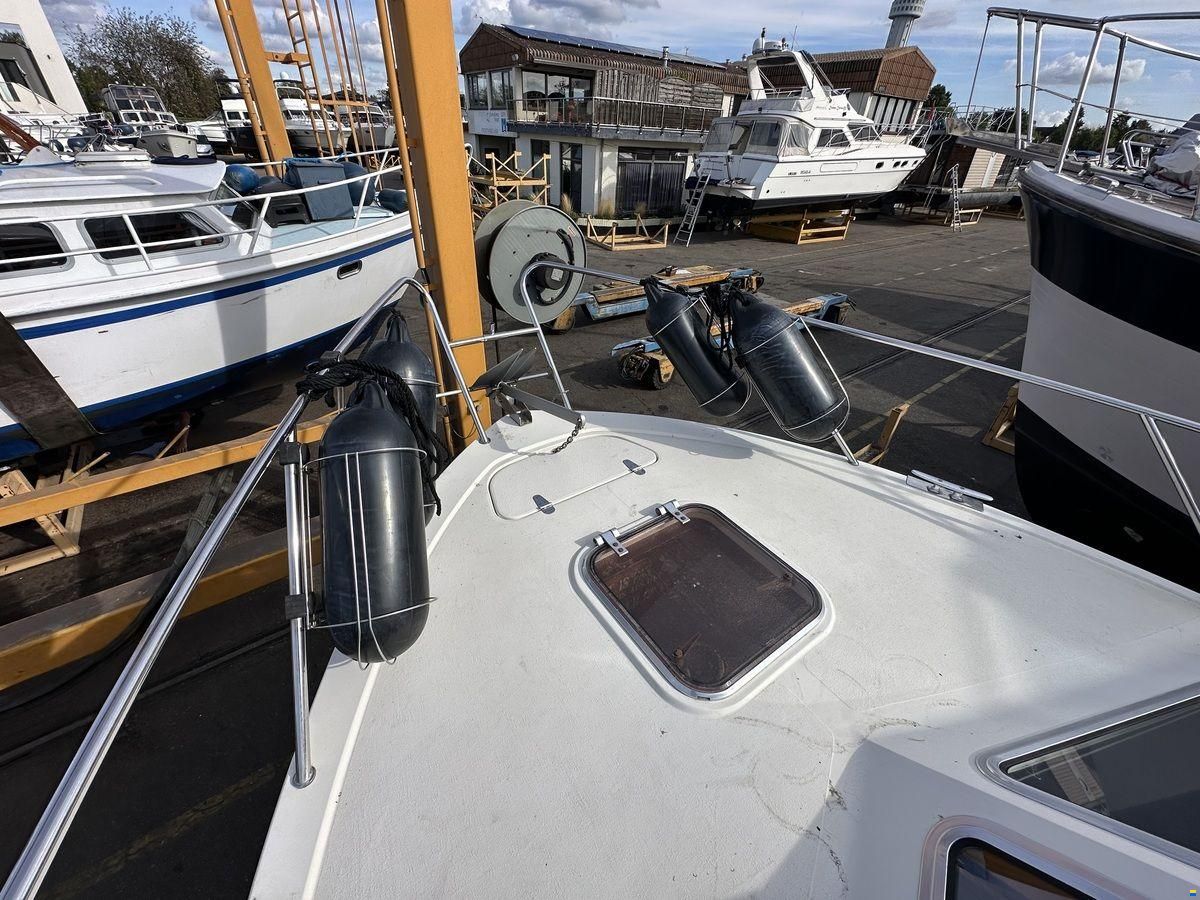 Marco Yachts 860 SA
