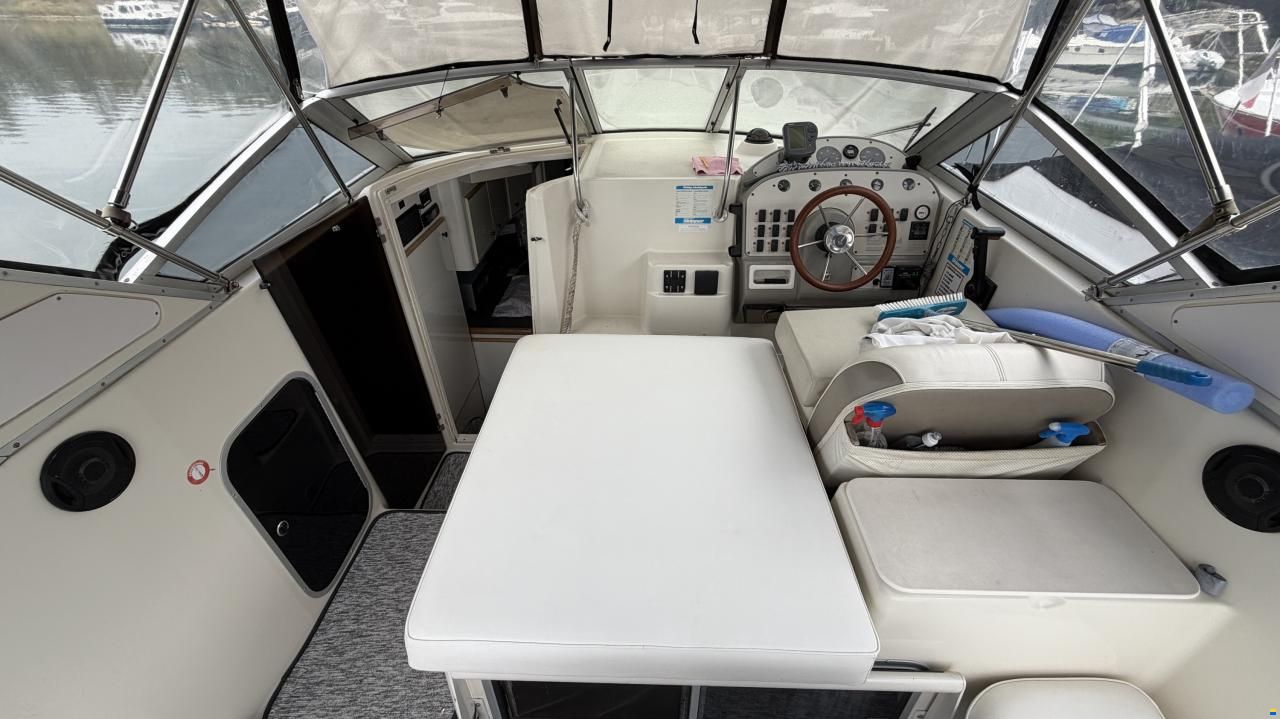 Maxum 2700 SCR