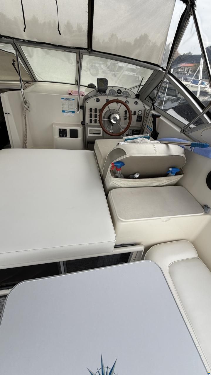 Maxum 2700 SCR
