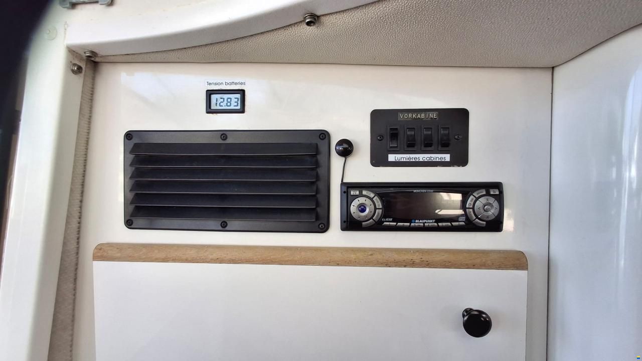 Maxum 2700 SCR