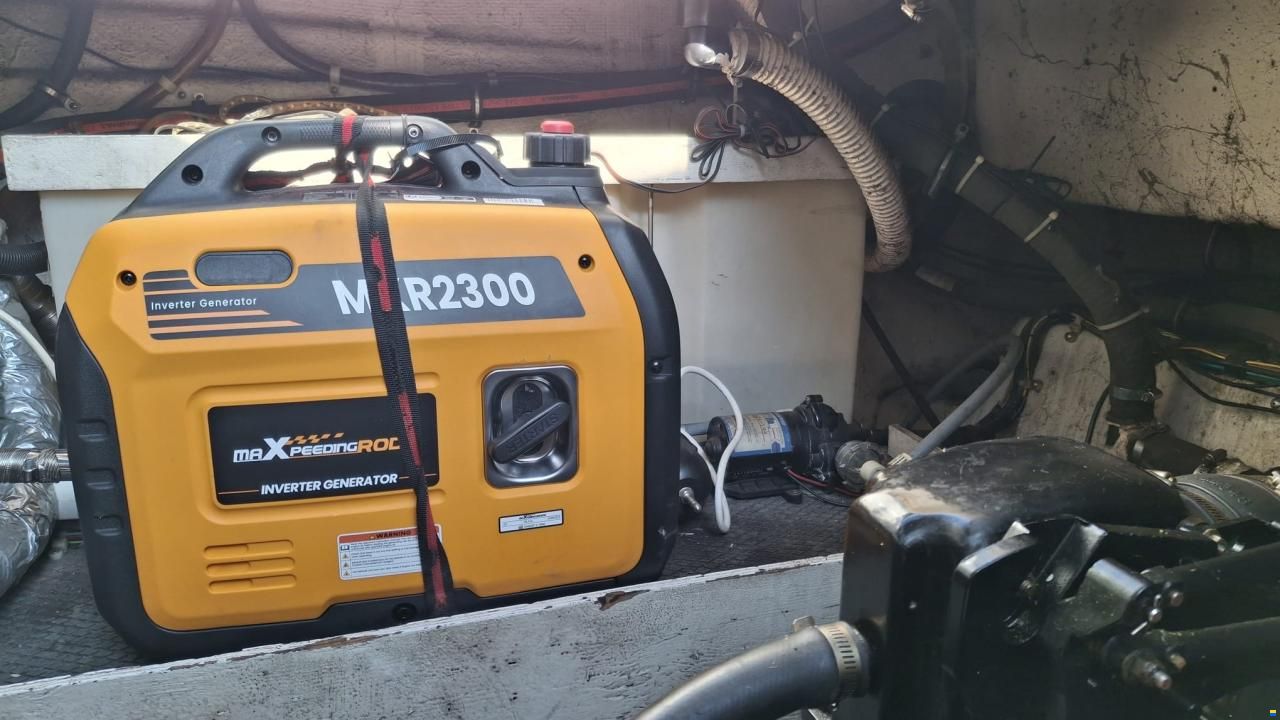 Maxum 2700 SCR