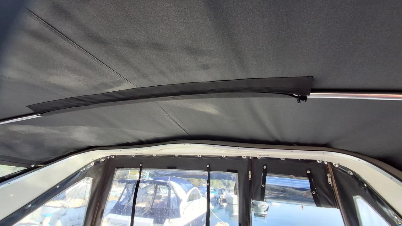 Maxum 2700 SCR