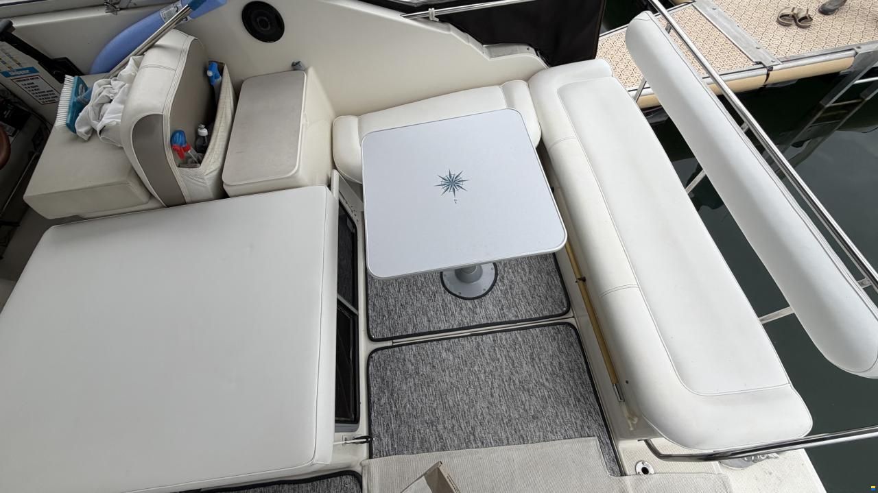 Maxum 2700 SCR