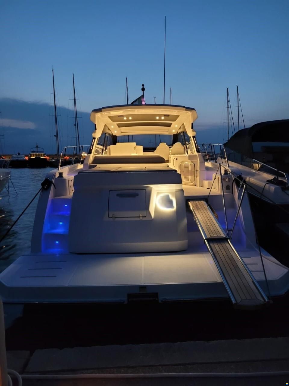 Azimut Atlantis 51